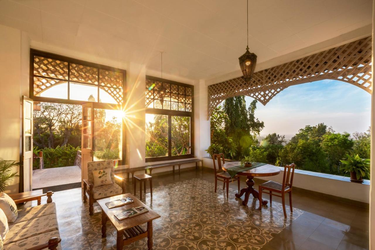 Villa Ama Plantation Trails Coorg à Gonikoppal Extérieur photo
