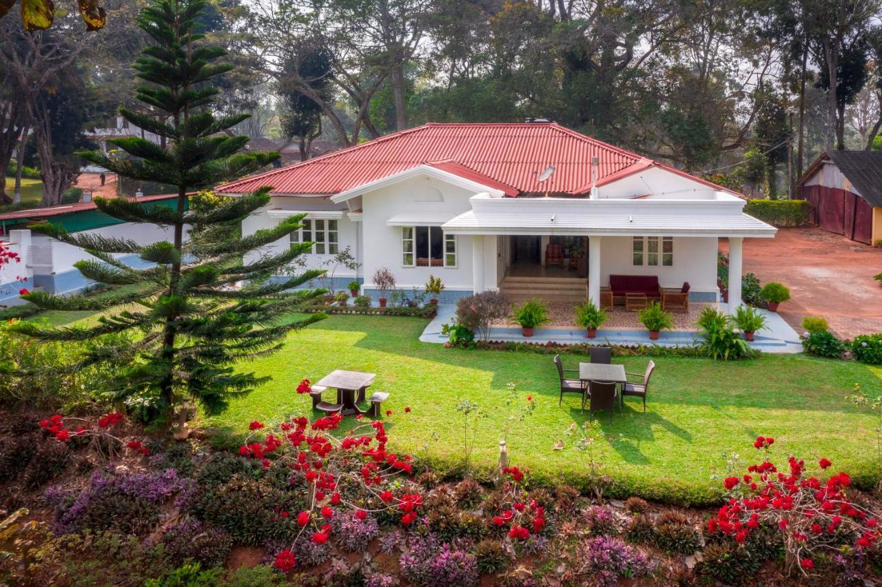 Villa Ama Plantation Trails Coorg à Gonikoppal Extérieur photo
